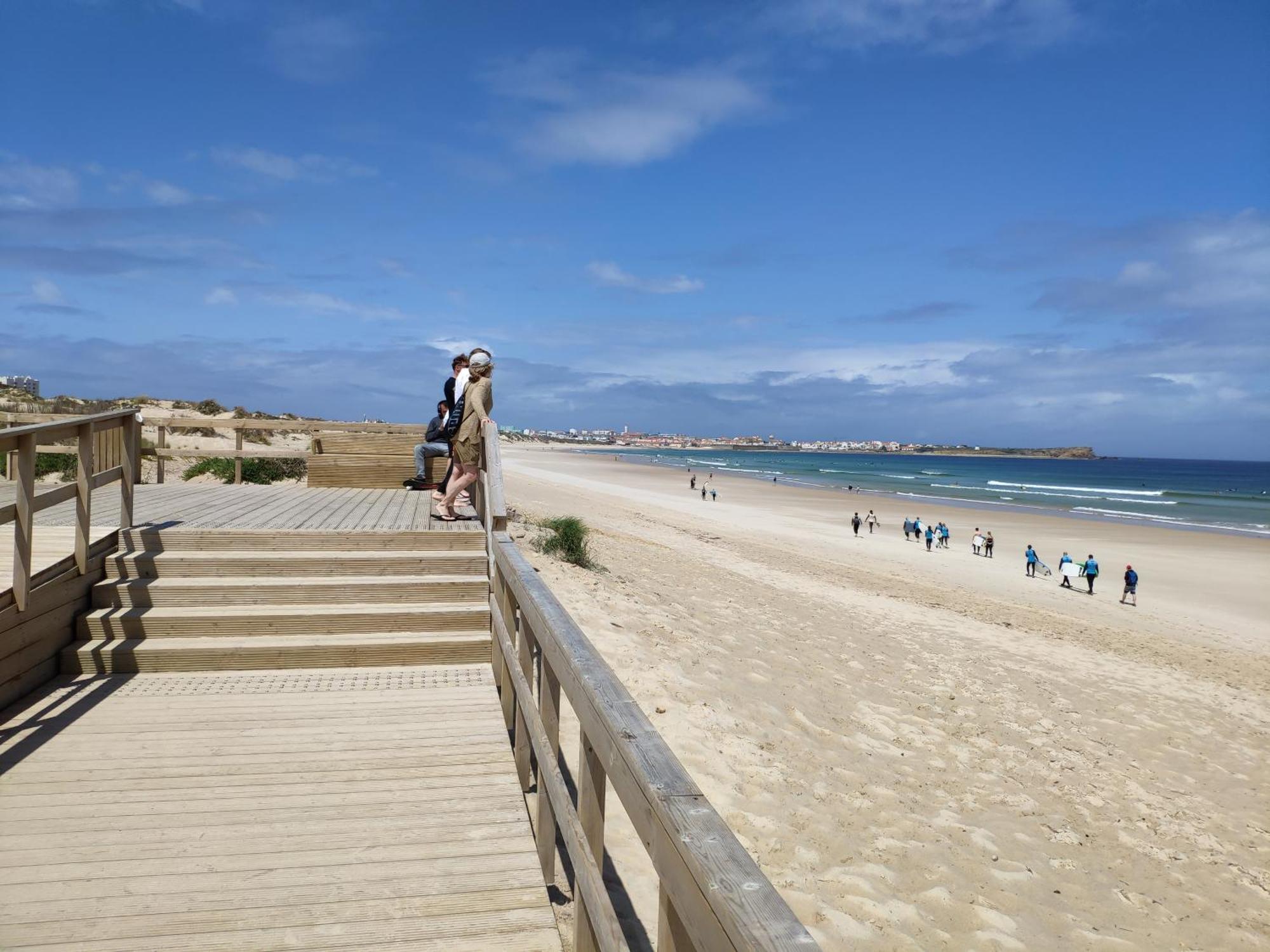 פניש Beach And Surf מראה חיצוני תמונה